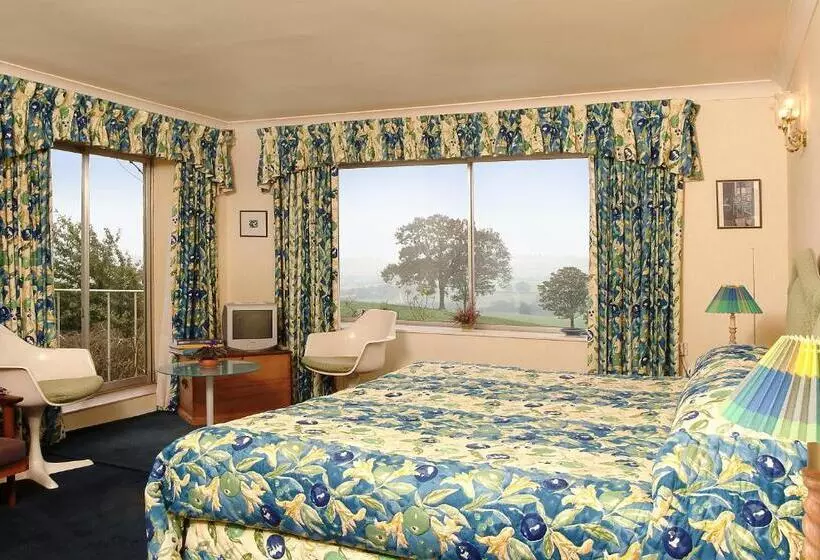 Majatalo Shallowdale House