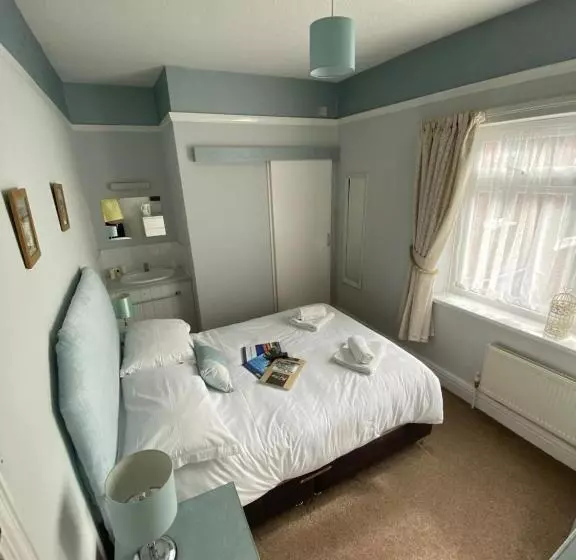پانسیون The Bayridge Guest House