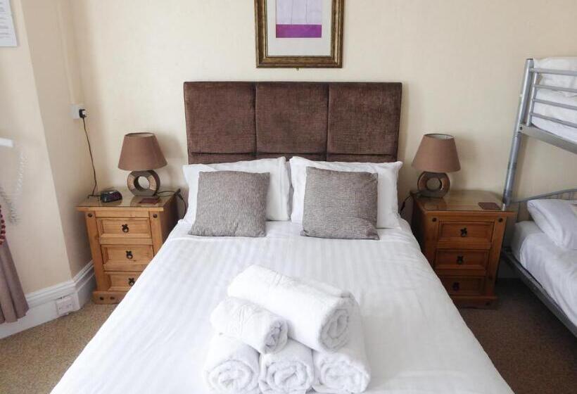 Pensione The Denewood