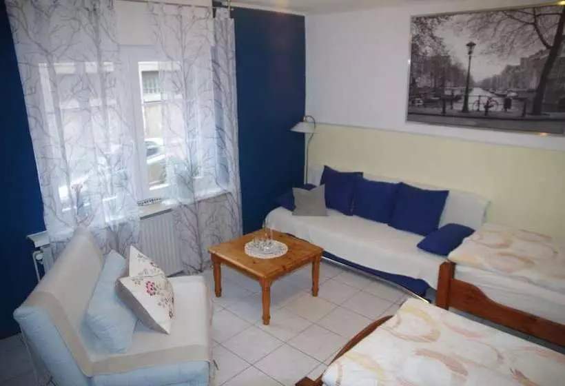 Retkeilymaja Gästehaus Kampik