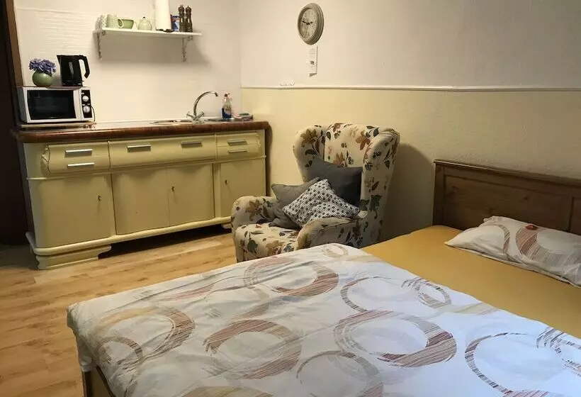 Retkeilymaja Gästehaus Kampik