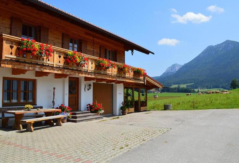 Hotel Schusterbauer   Chiemgau Karte