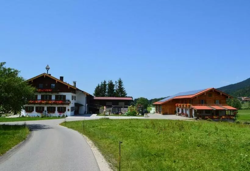 ホテル Schusterbauer   Chiemgau Karte