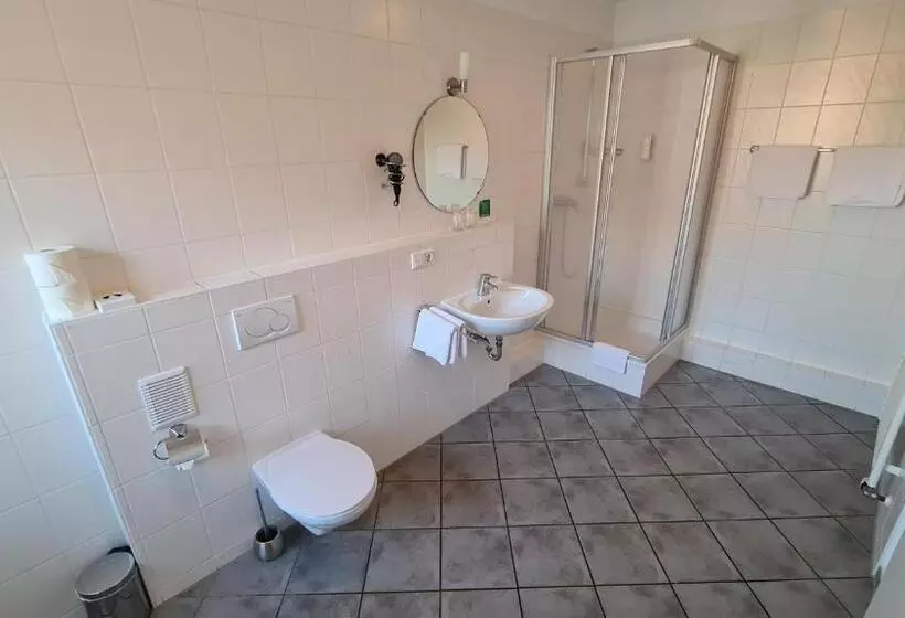 Retkeilymaja Gasthof Schillereck