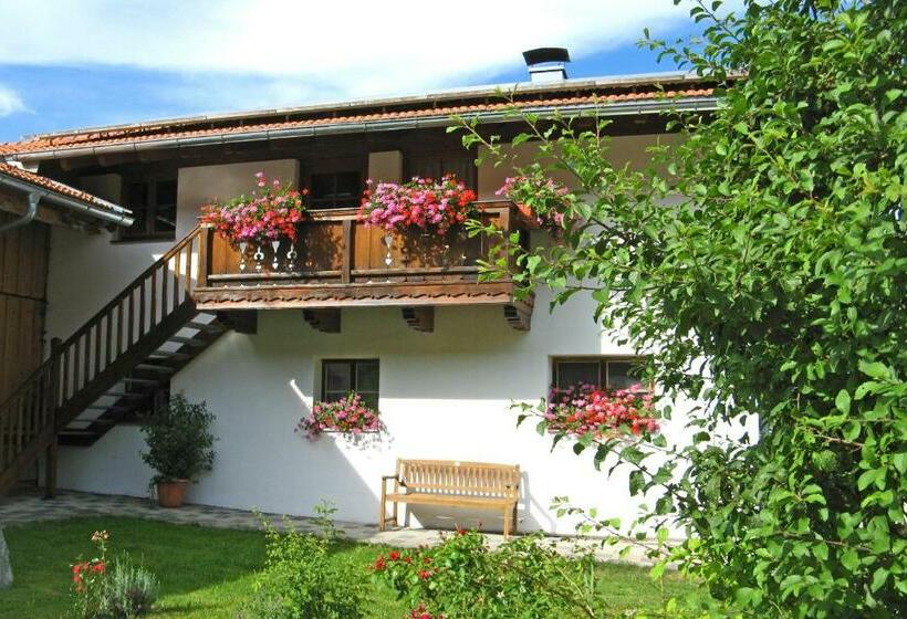 فندق Ferienwohnungen Wanderparadies Bauernhof