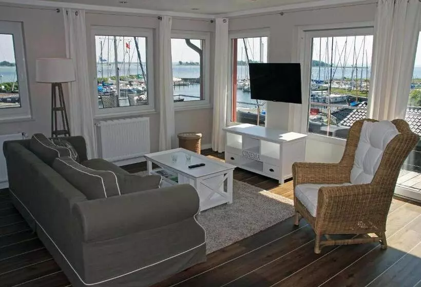 Meerblick Lemkenhafen