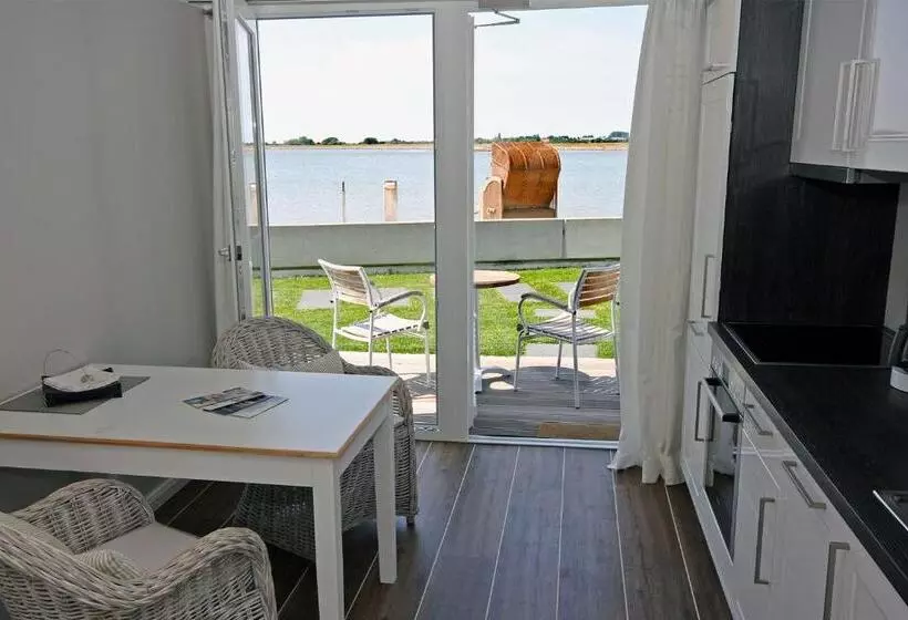 Meerblick Lemkenhafen