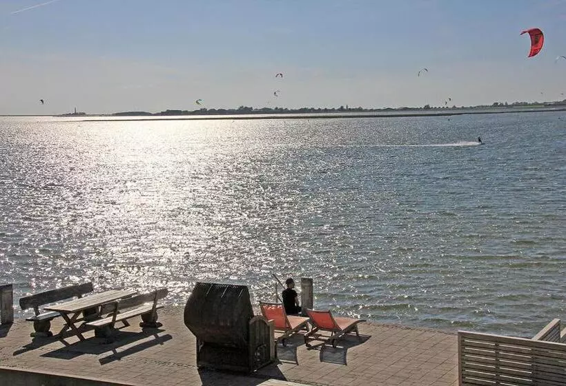 Meerblick Lemkenhafen