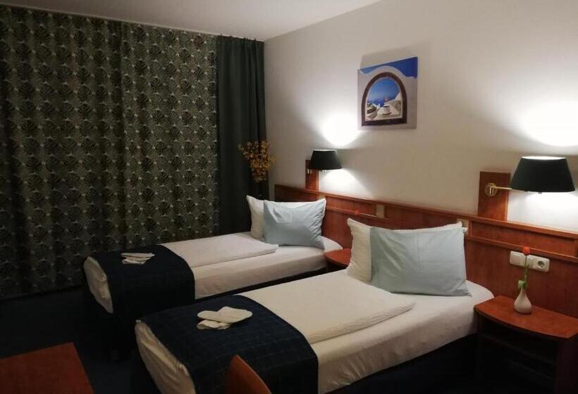 Отель Moosburger Hof