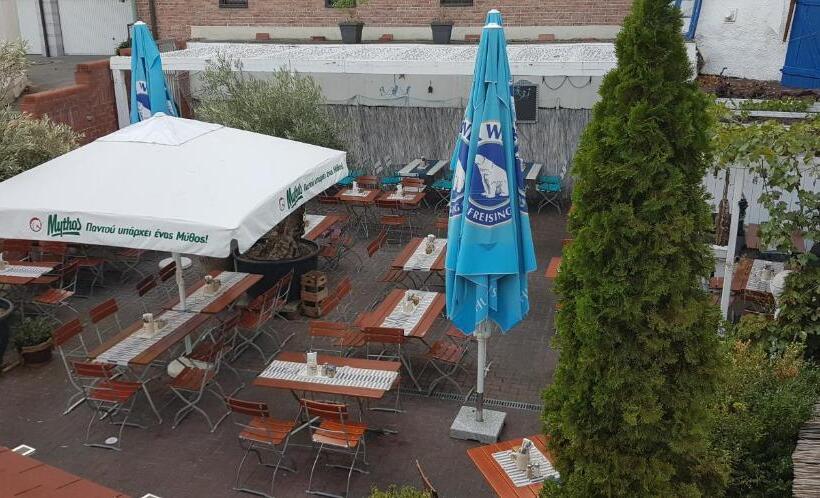 Отель Moosburger Hof