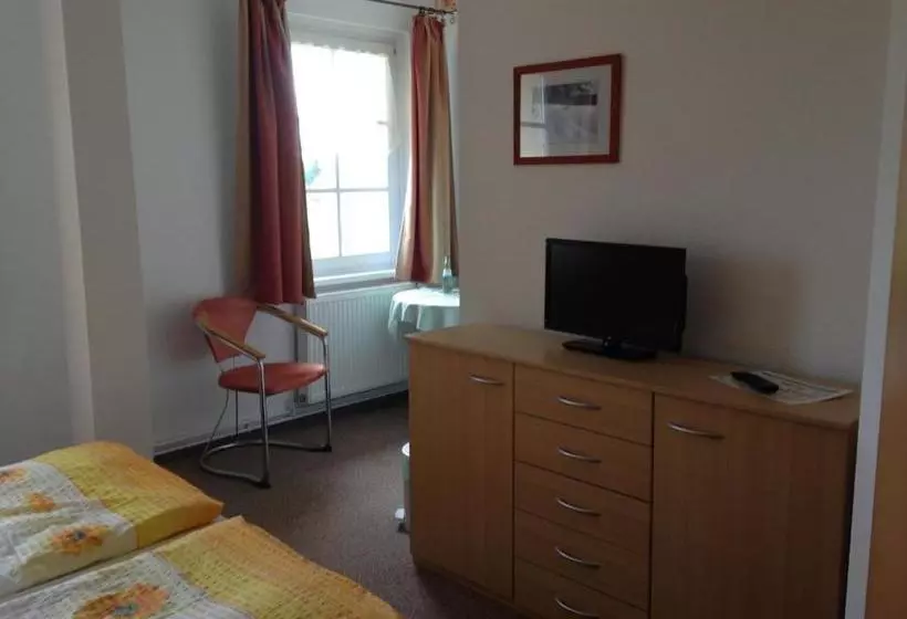 Majatalo Landgasthaus Am Dolgensee