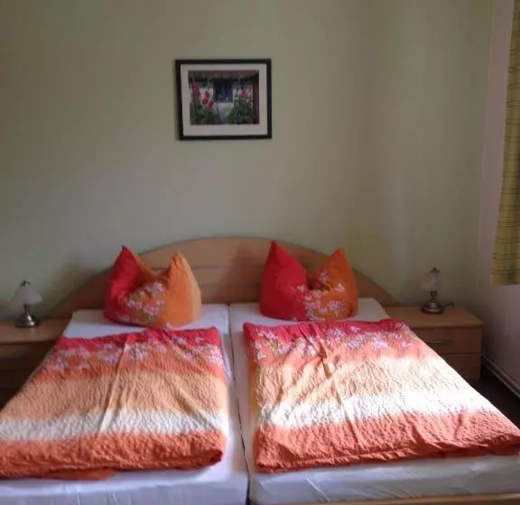 Majatalo Landgasthaus Am Dolgensee