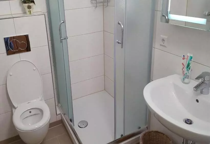 Majatalo Landhaus Gruden Sommerberg