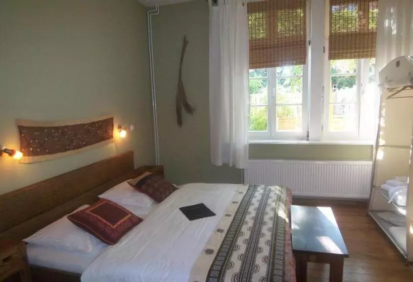 پانسیون Bed & Breakfast Sahara