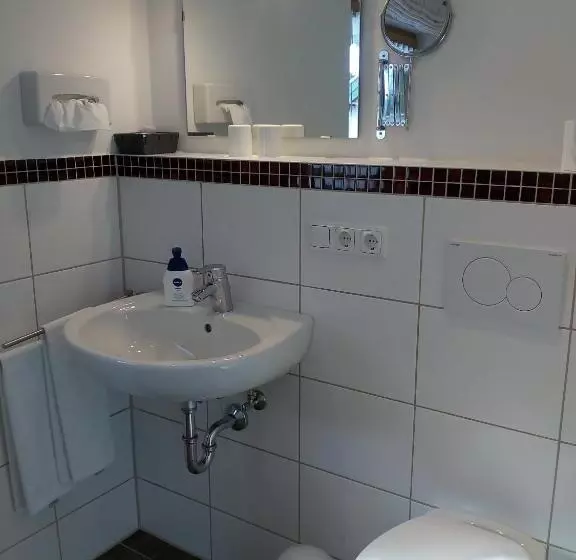 Majatalo Gästehaus Attenhauser