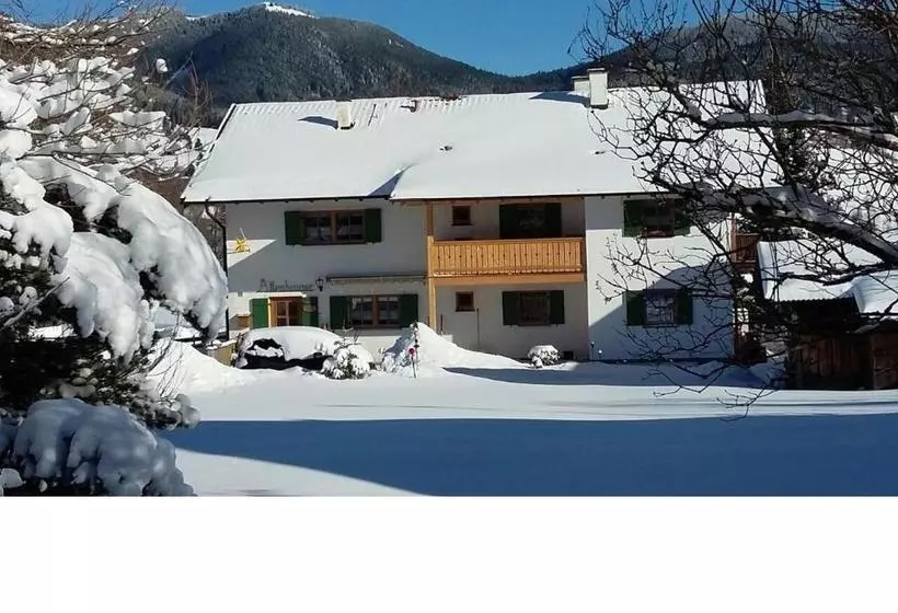 Majatalo Gästehaus Attenhauser