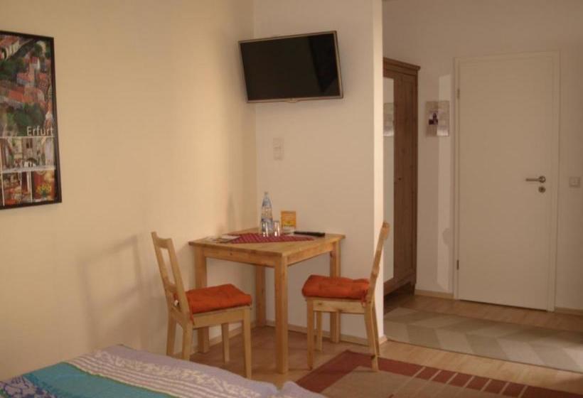 بنسيون Gästehaus In Der Gotthardtstraße