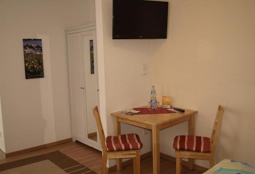 بنسيون Gästehaus In Der Gotthardtstraße