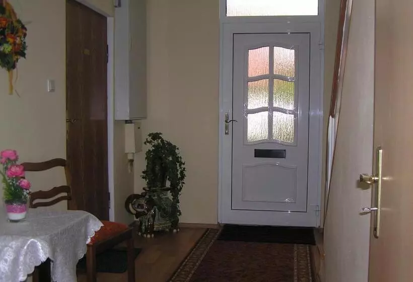 ペンション Guest House Mückenheim