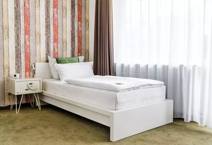 Majatalo Haus Am Park  Ihr Gästehaus In Velbert