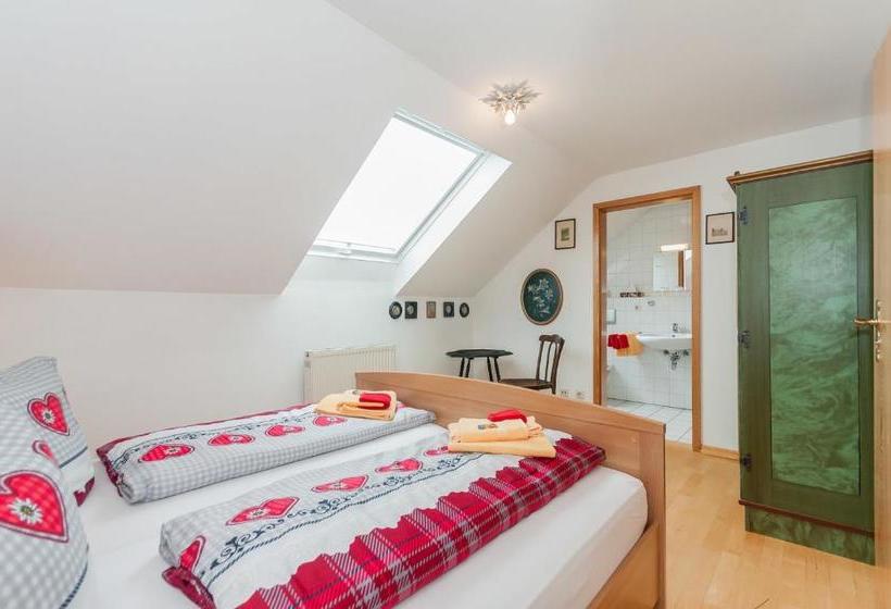 Majatalo Landhaus Weidenhof