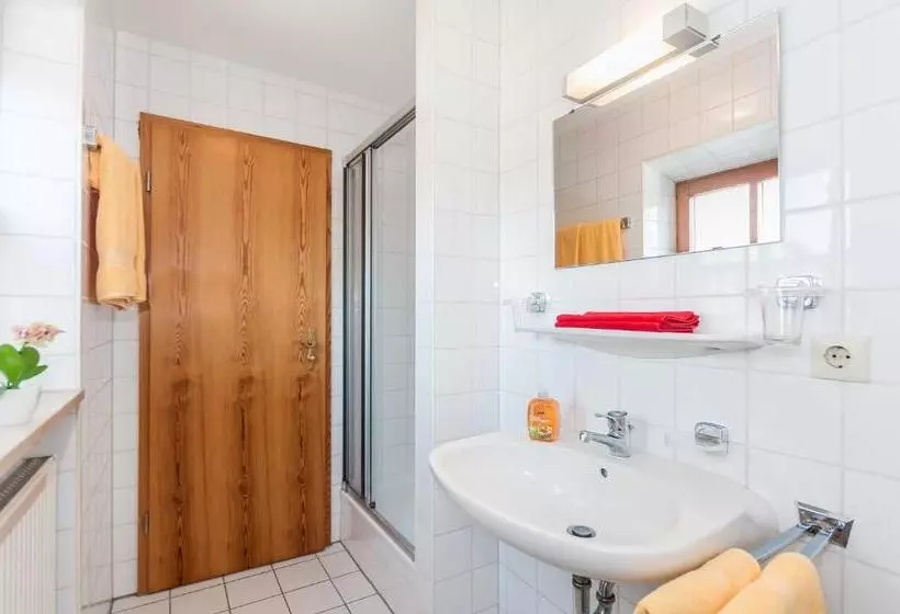 ペンション Landhaus Weidenhof