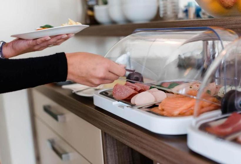 بنسيون Seewind