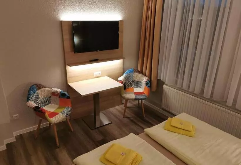 هاستل Gasthof Alter Felsenkeller