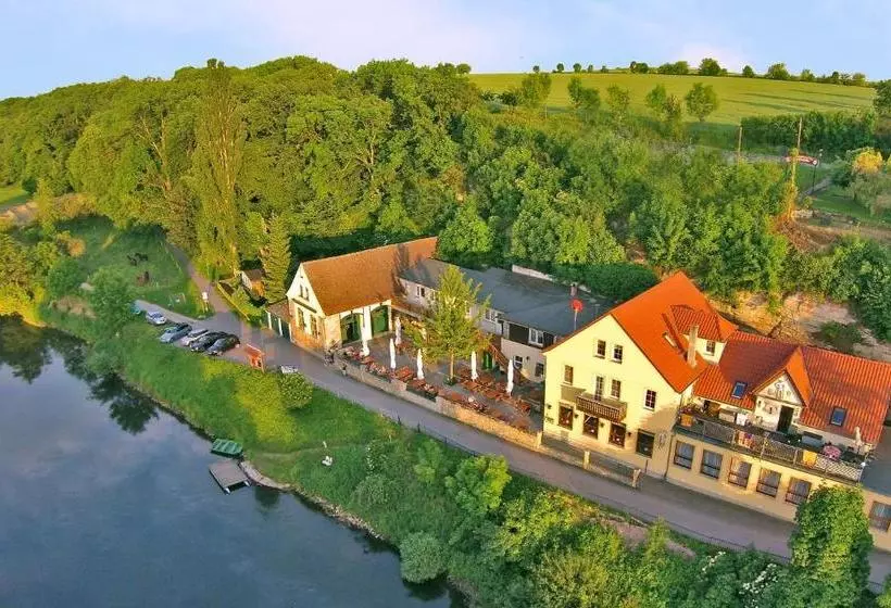 هاستل Gasthof Alter Felsenkeller