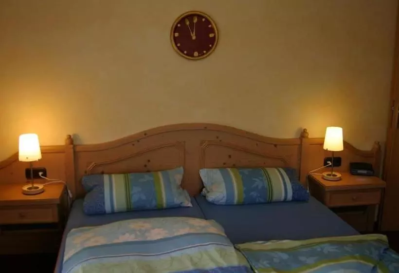 Majatalo Gästehaus Alpenglück