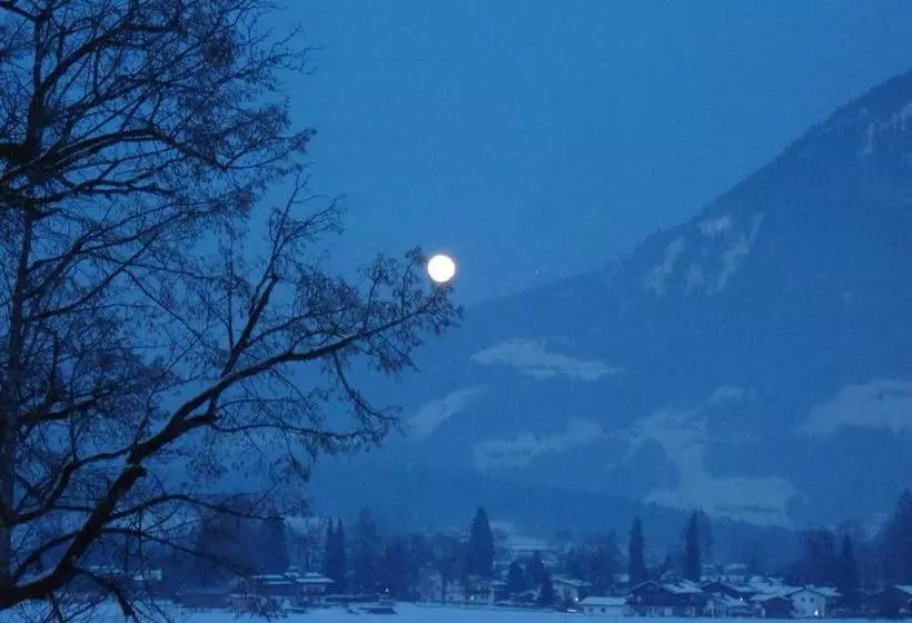 Majatalo Gästehaus Alpenglück
