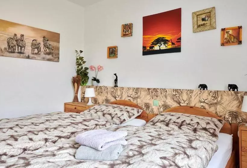 ペンション Hüblers Schlafquartier