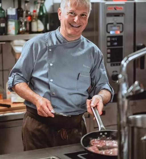 Majatalo Landgasthaus Zur Linde, Neusatz