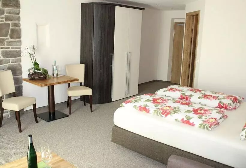 Majatalo Landgasthof Winzerscheune