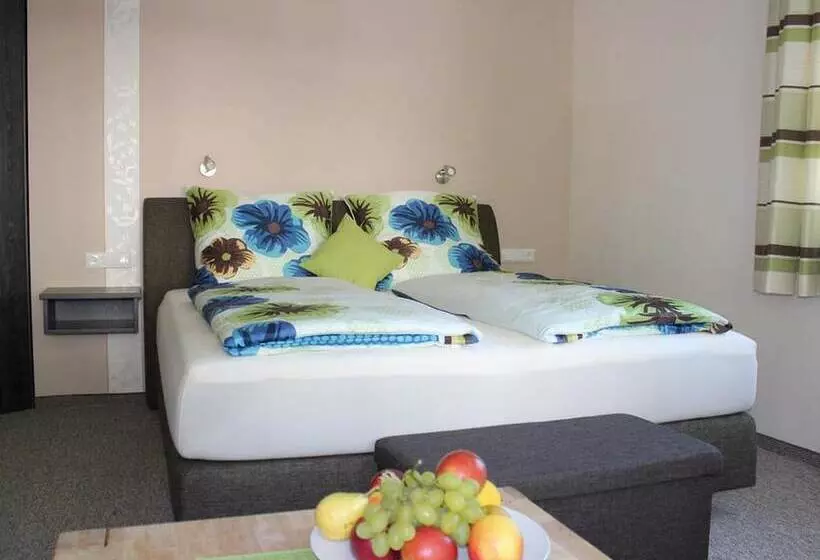 Majatalo Landgasthof Winzerscheune