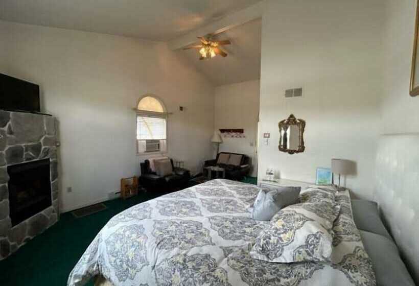 تختخواب و صبحانه Maria S Garden And Inn