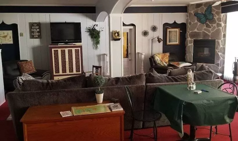 ベッドアンドブレックファースト Maria S Garden And Inn