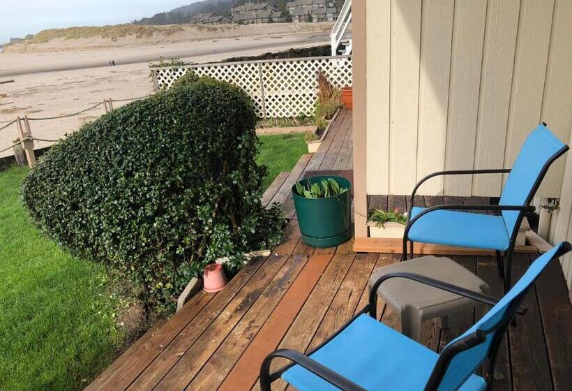 Szálloda Webb's Scenic Surf