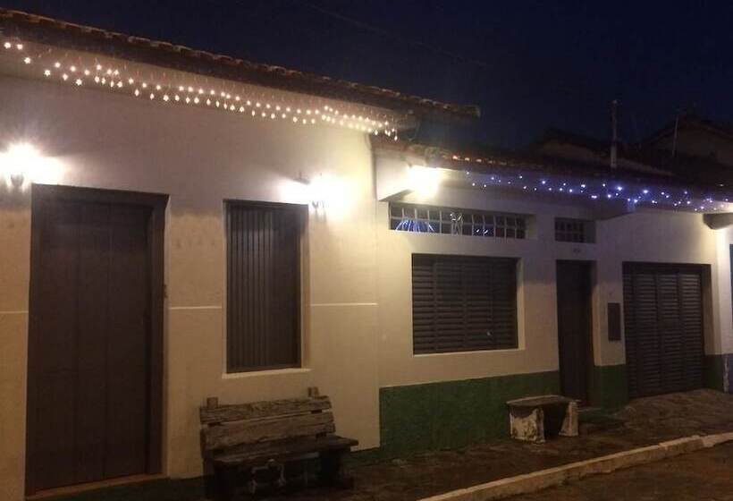 פנסיון Down The River Hostel