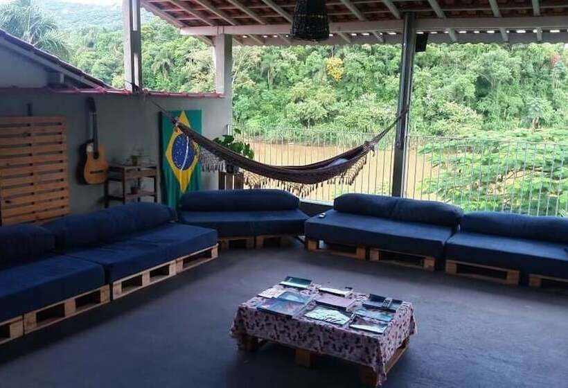 פנסיון Down The River Hostel