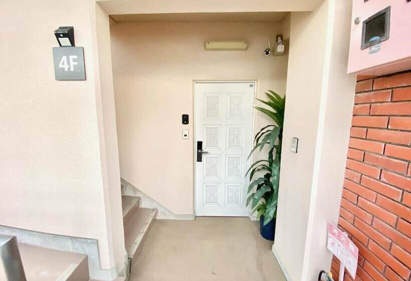 Пансион Guesthouse017徳島個室 飲食街中心 阿波踊り会館7分 文理&徳島大学 アスティとくしま車8分