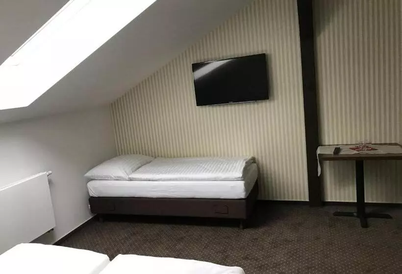 ペンション Penzión Karla Naj