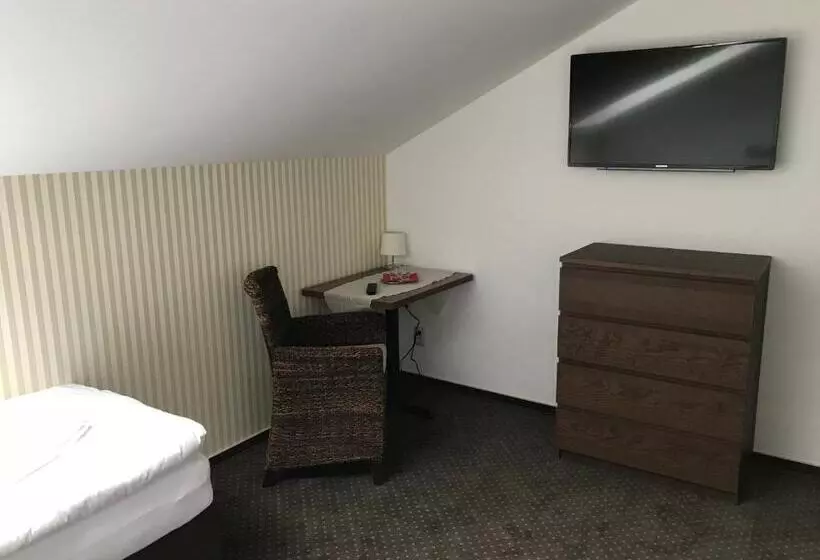 ペンション Penzión Karla Naj