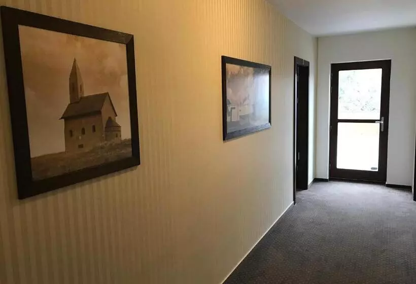 ペンション Penzión Karla Naj