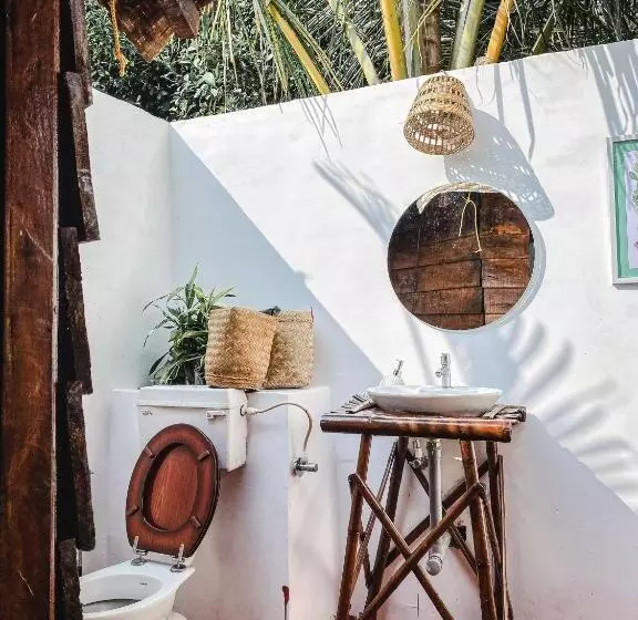 Resort Wigwam