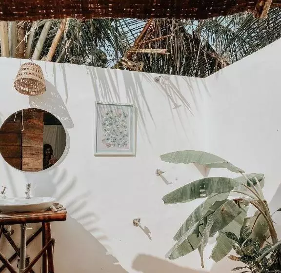 Resort Wigwam