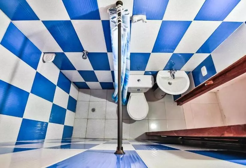 ペンション Hostal Nibuni Palomino