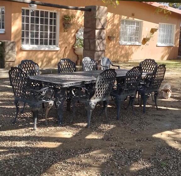 بنسيون Anna Boeremeisie Guesthouse