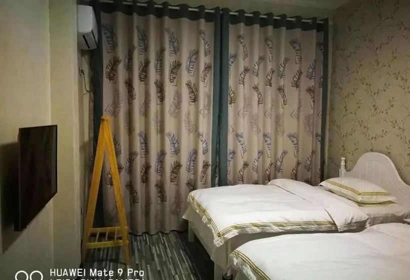 هاستل Yiju Inn