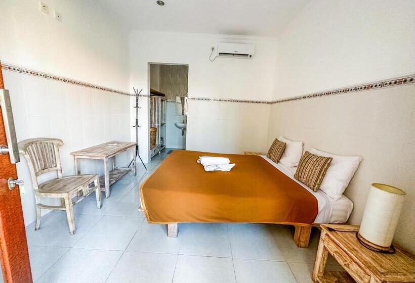 פנסיון Sanata Yoga Guesthouse